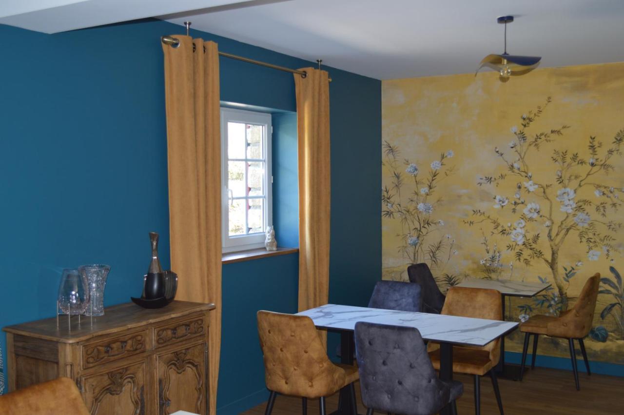 La Pichonniere Bed & Breakfast Isigny-le-Buat Exterior photo